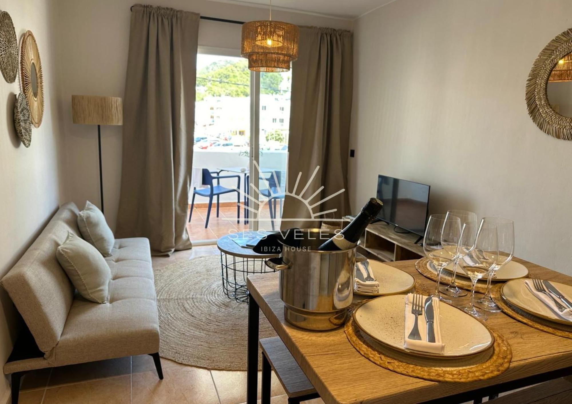 Apartamentos Ses Veles Cala Llonga  Ngoại thất bức ảnh