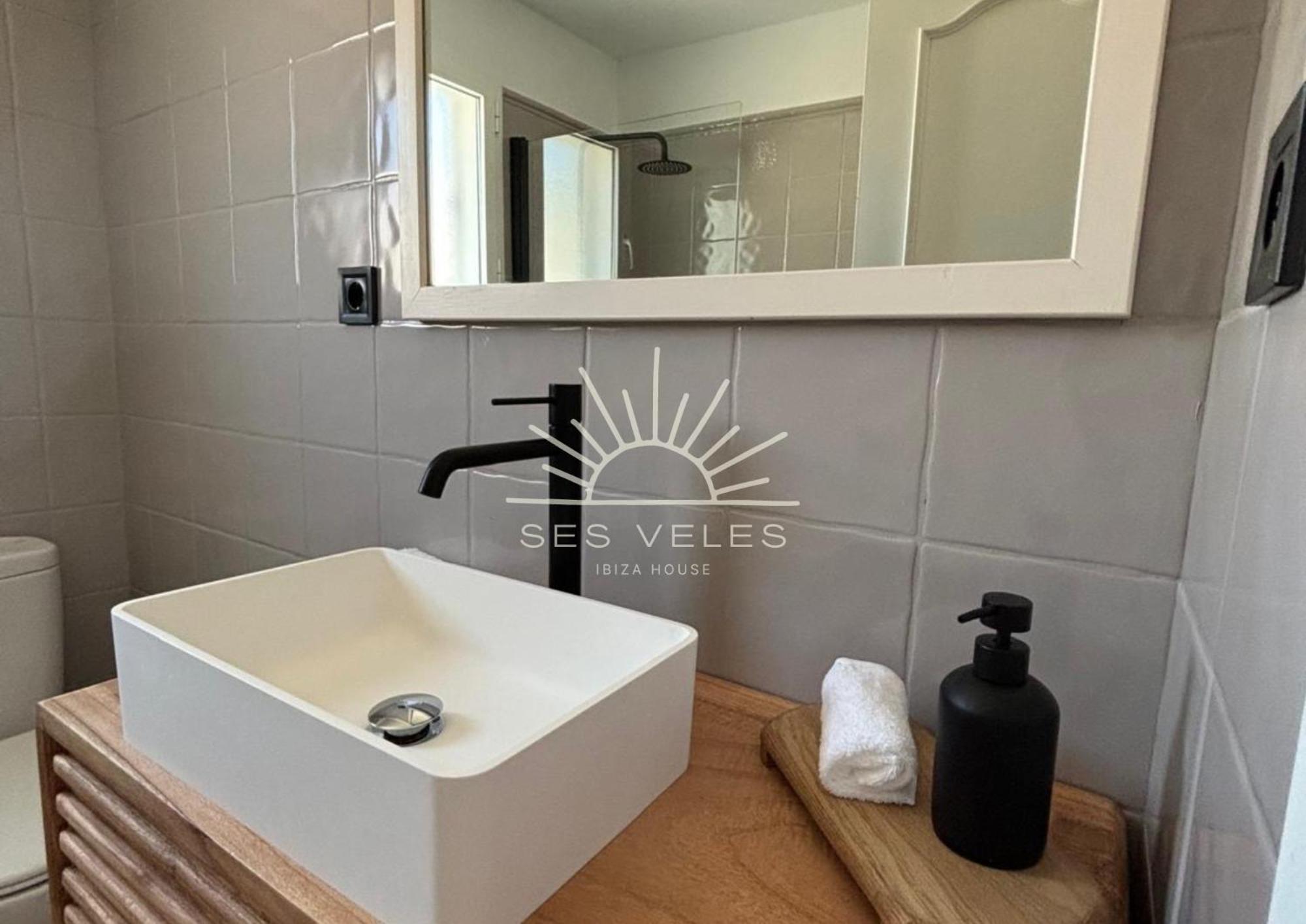 Apartamentos Ses Veles Cala Llonga  Ngoại thất bức ảnh