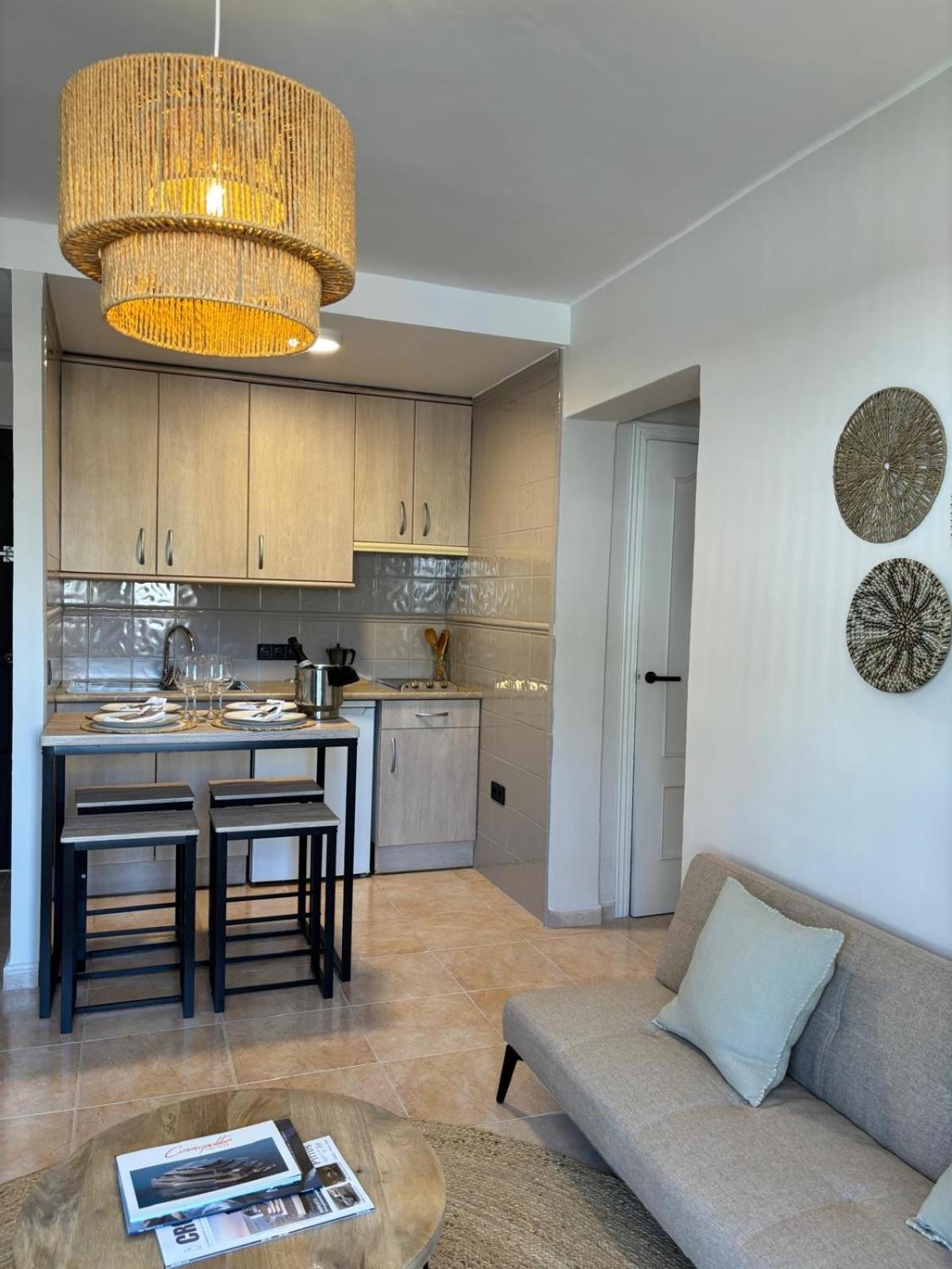 Apartamentos Ses Veles Cala Llonga  Phòng bức ảnh